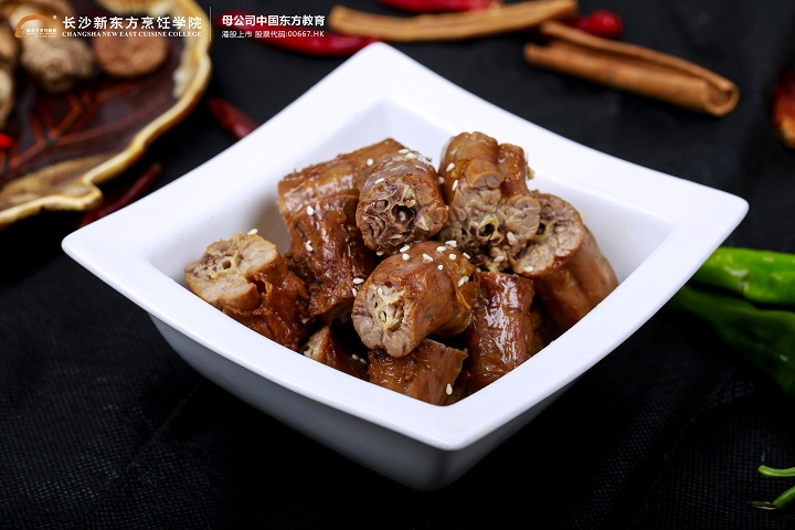 卤味鸭脖
